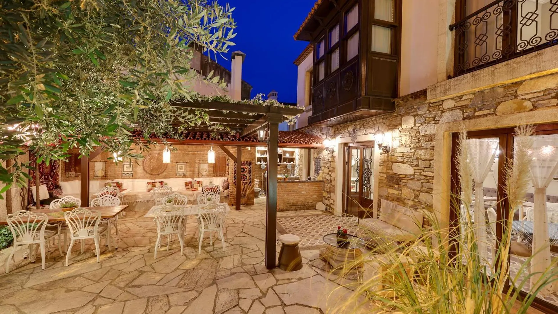 Akanthus Hotel Ephesus Сельчук 3*,